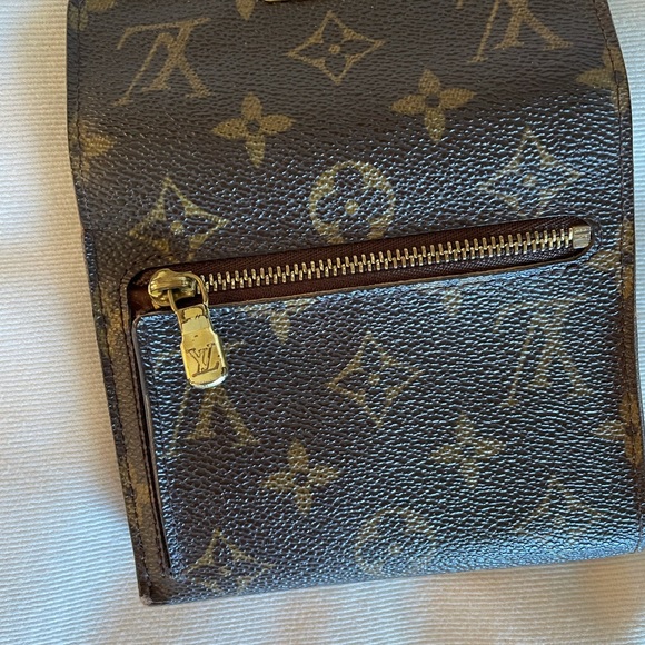 Louis Vuitton Monogram Koala Tri-Fold Wallet - Picture 14 of 16
